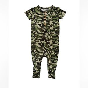 NWT Posh Peanut Camo Henley Romper SZ 2